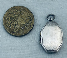 Load image into Gallery viewer, Sweet Mini English Sterling Vinaigrette, Joseph Willmore, Birmingham, 1812