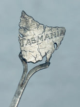 Load image into Gallery viewer, Tasmanian sterling and Trigonia shell spoon, W GOLDING, Hobart, c.1900